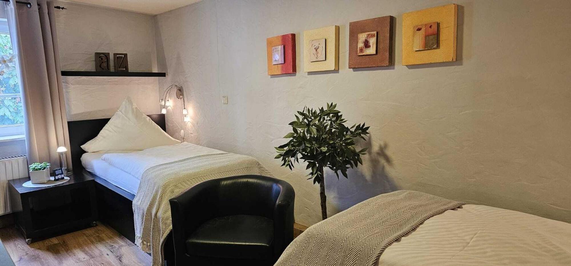 Hotelbetriebe Gueldenhaupt Gmbh ارنسبرغ الغرفة الصورة